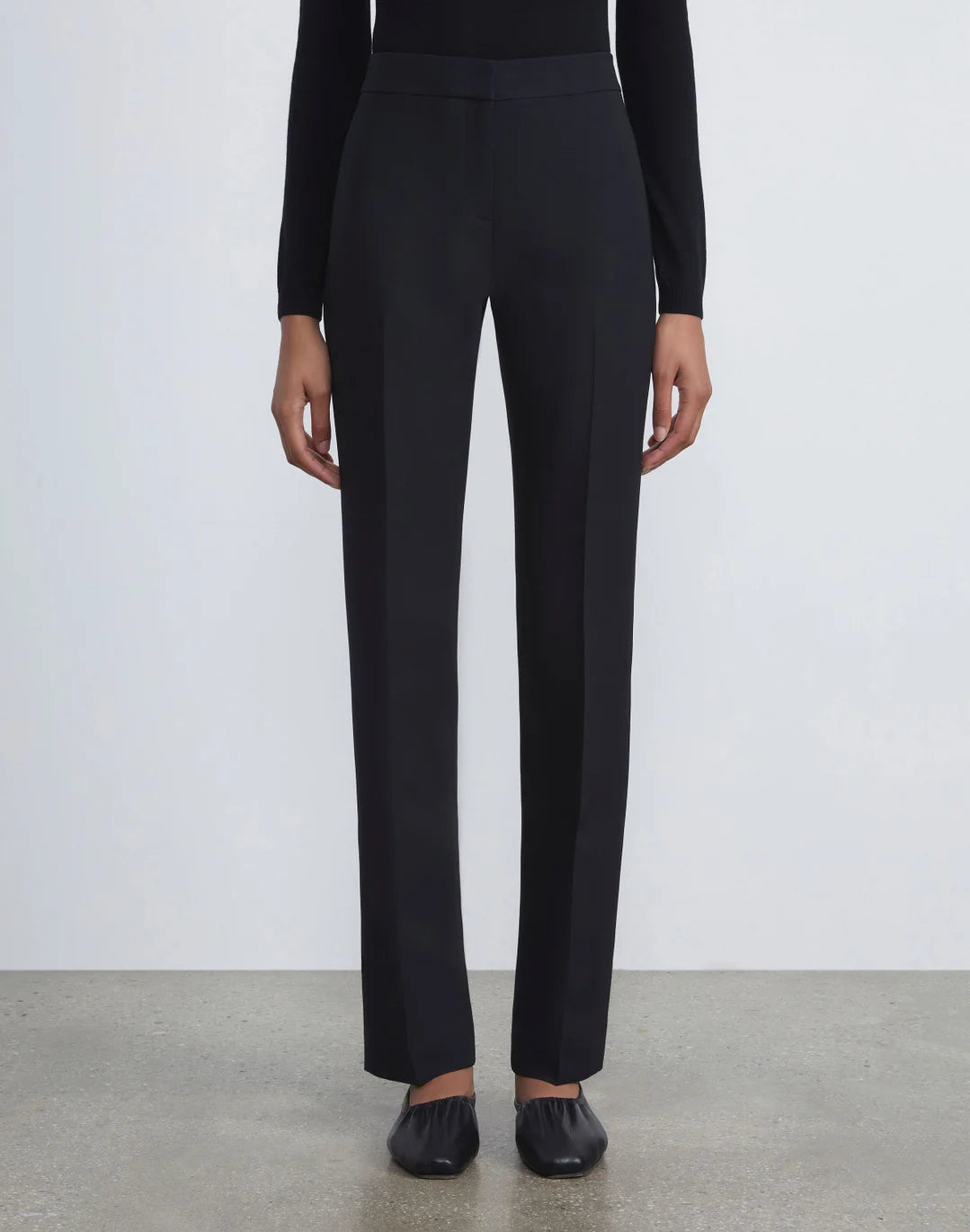 Wool-Silk Crepe Barrow Pant - Black