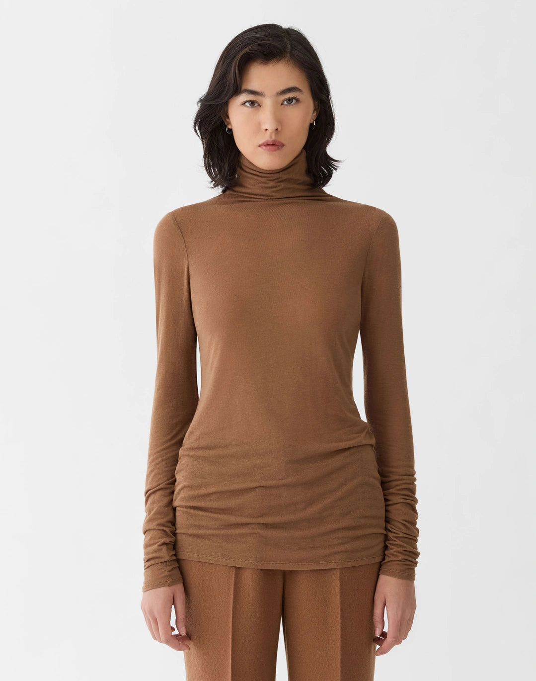 Viscose-Cashmere Jersey Elongated Fitted Turtleneck - Camel