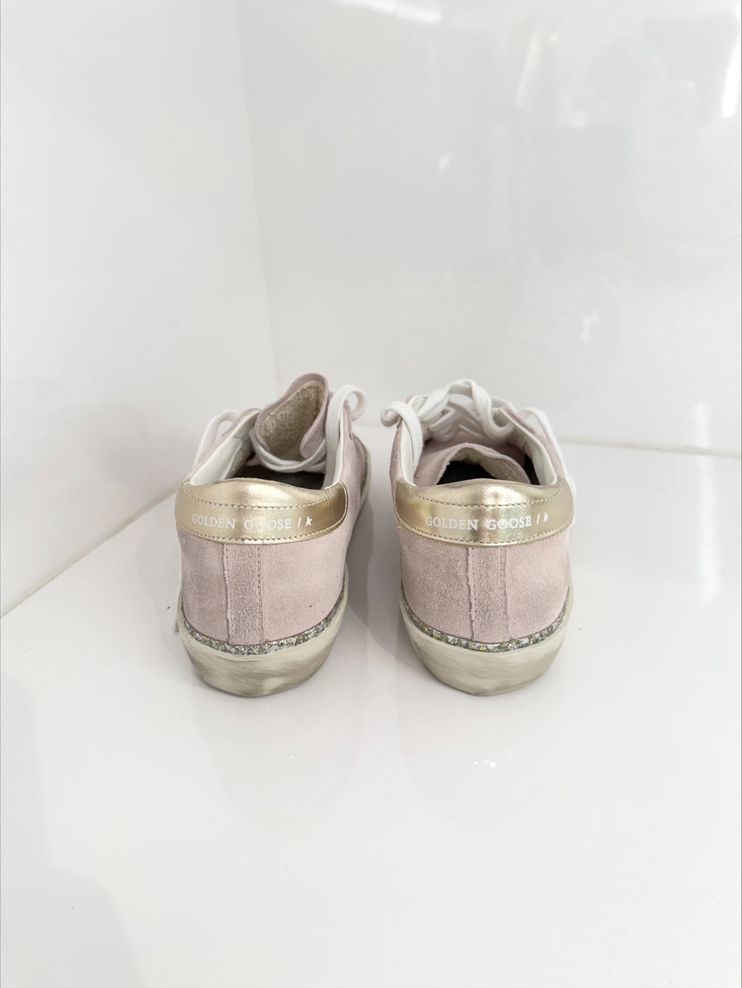SUPERSTAR SNEAKER IN SUEDE - Pink/Gold
