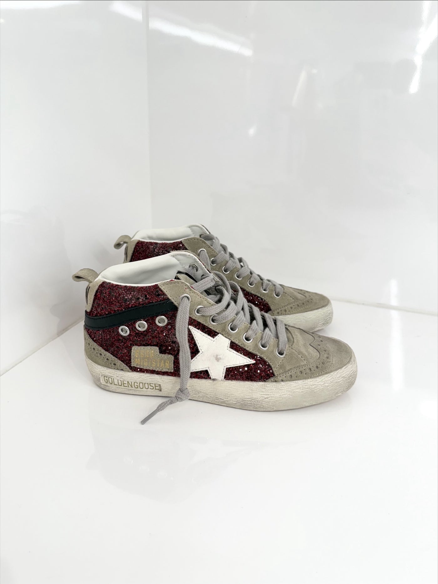 Mid Star Glitter Sneaker - Garnet/Black