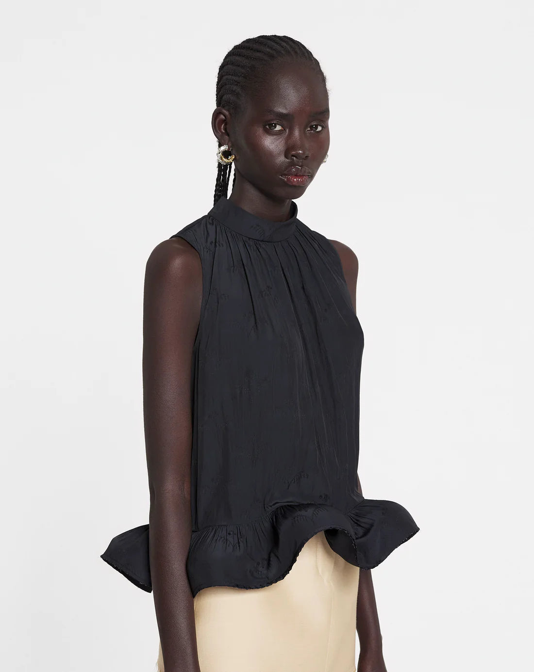SLEEVELESS JACQUARD CHARMEUSE TOP - Black