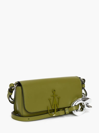 ANCHOR CHAIN BAGUETTE LEATHER SHOULDER BAG - Green