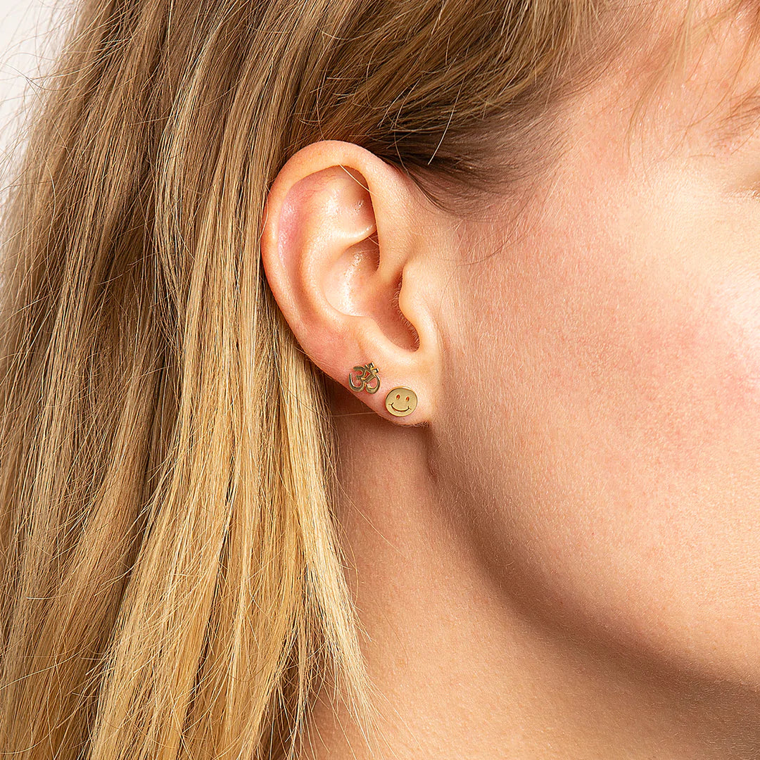 14k TINY HAPPY FACE STUDS - Yellow Gold