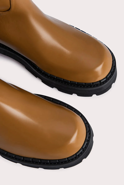 RUSSEL SEMI PATENT BOOT - Peanut Butter